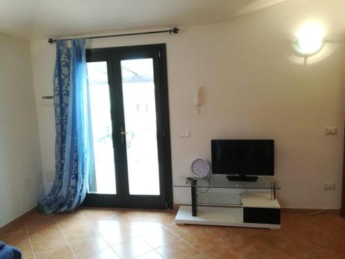  Cozy Apartment in Badesi with Swimming Pool in Santa Maria Coghinas