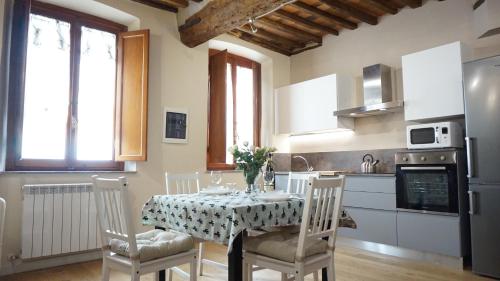 Elisabeth Luxury Flat - image 11