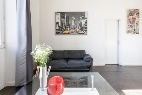 Castel Bay- Appartement Chic en centre-ville - image 5