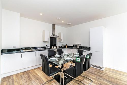 City Suites - image 3