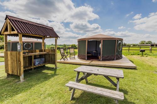 Mousley House Farm Campsite and Glamping, Warwick