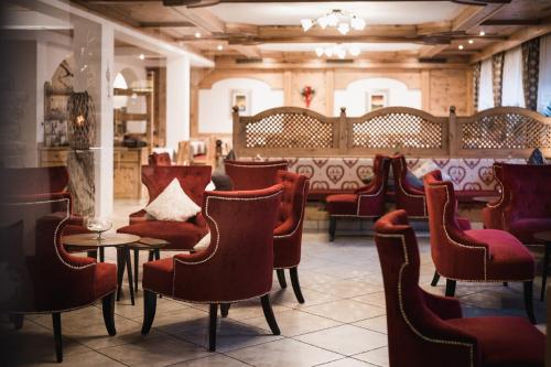 Krogs/atpūtas telpa, Laguscei Dolomites Mountain Hotel in Livinallongo