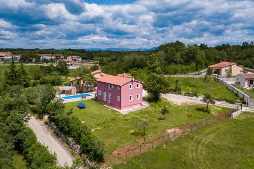 Villa May - image 2