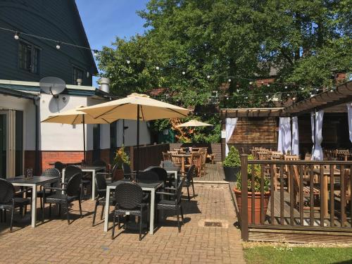 Waterside by Greene King Inns in Warrington