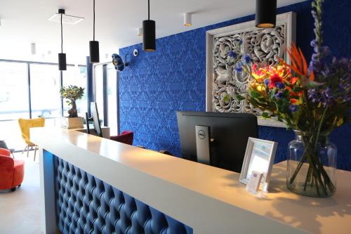 Blue Mansion Hotel - image 11