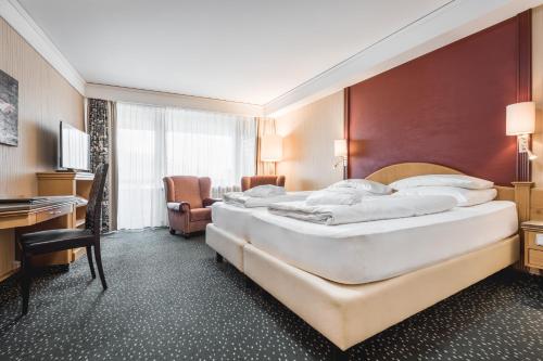 Deluxe Double Room with Balcony