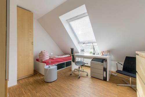 Private Room 1.4km von Bult entfernt