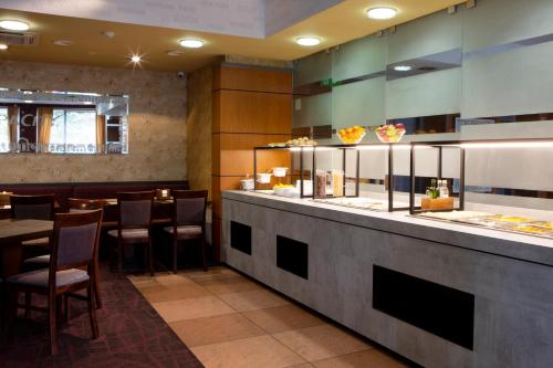 Art City Inn - image 11