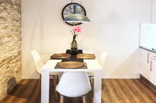 Gemütliches Apartment mit Balkon und Tiefgaragenstellplatz, Wuppertal (Foto 5)