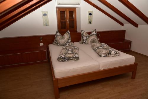 Apartment with Terrace image 7