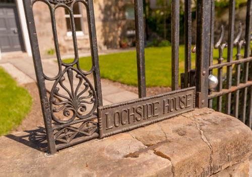 The Lochside House Residence - image 12