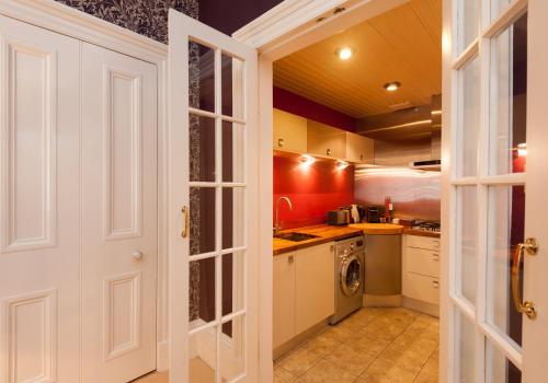 The Coates Gardens Residence - image 11