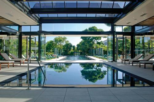 Vineyard Hotel