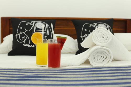 Amsterdam Tourist Rest – Anuradhapura, IA