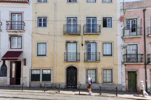 Alfama River View Tailor Made Flat - Tap to explore photos