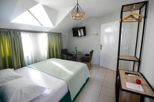 Hotel Niku - image 7