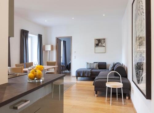  Sommavilla Apartments - central living in Schlanders