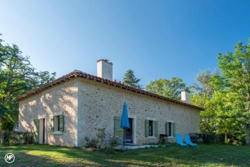 Le Grillon gîte à louer Larée