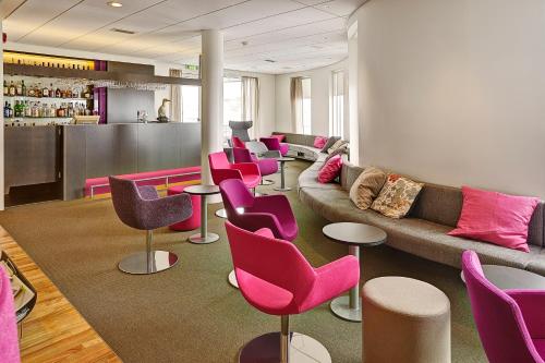 Bar/lounge, Hérað - Berjaya Iceland Hotels in Egilsstadir