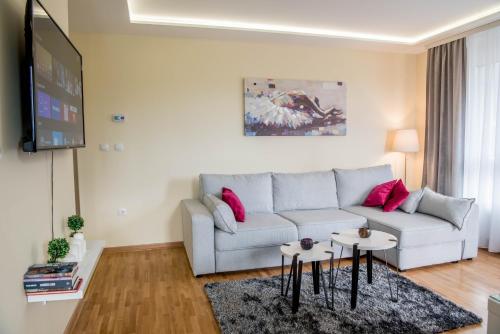SkyNet Apartments - image 2