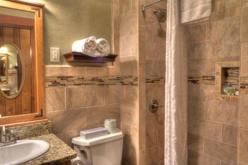 Gatlinburg Inn - image 3