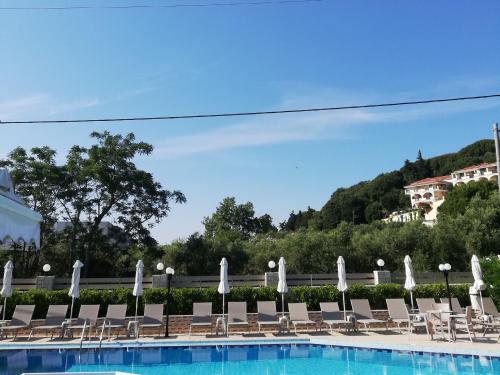 DAISY HOTEL in Planos