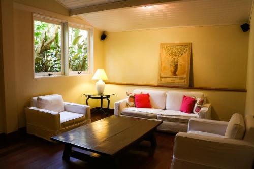 Shared lounge/TV area, Hotel Capim Limao Itaipava in Armacao dos Buzios