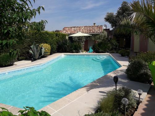 Swimming pool, Les Cypres Florentins in Colomiers
