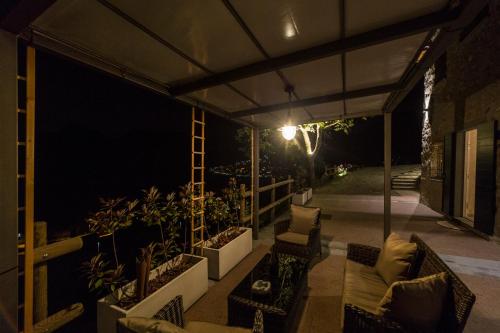 Balcony/terrace, Agriturismo Casarai in Zone