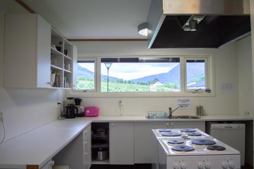 Konyha, Sogndal Bed & Breakfast in Sogndalsfjøra