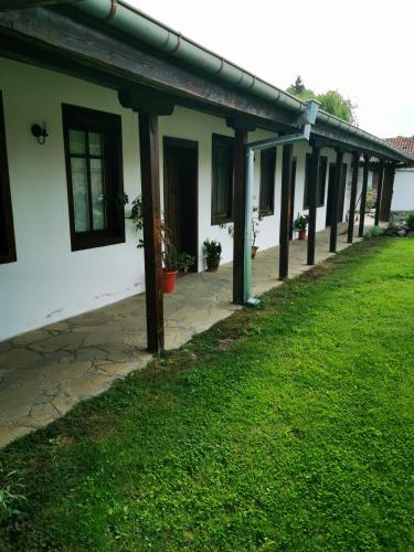 บริการและสิ่งอำนวยความสะดวก, Комплекс ВАЛЕРА in อาร์บานาสซี