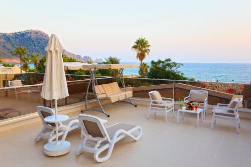 Deluxe Twin Room with Sea View