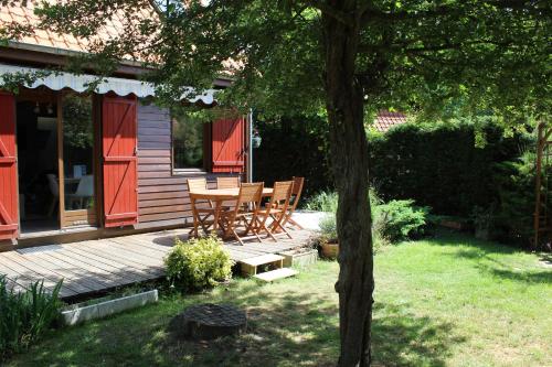 Chalet calme et cosy entre terre et mer