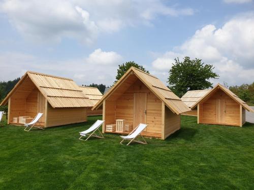 Glamping and Apartments Zgornja Dobrava