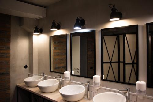 Moment Hostel - image 5