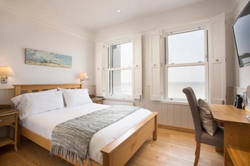 Deluxe Double Room with Sea View