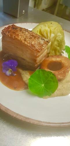 The George at Nunney - image 5