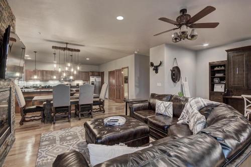 B-1 Bears Den Condo in Frisco, USA