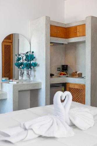 Beach Houses Santorini