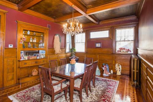Market Street Inn – Wooster, OH