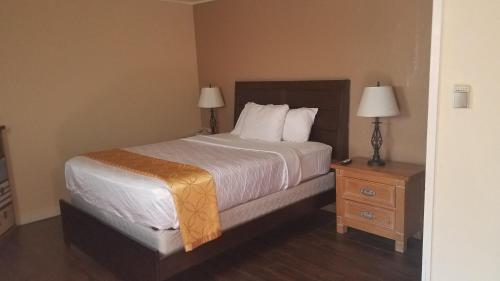 1 queen bed