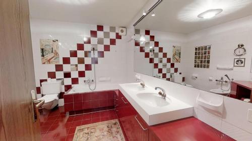 Caspar Badrutt - St. Moritz - image 14