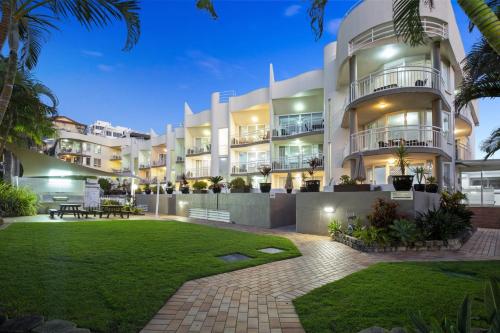 Eksterijer hotela, Kirra Palms Holiday Apartments in Coolangatta