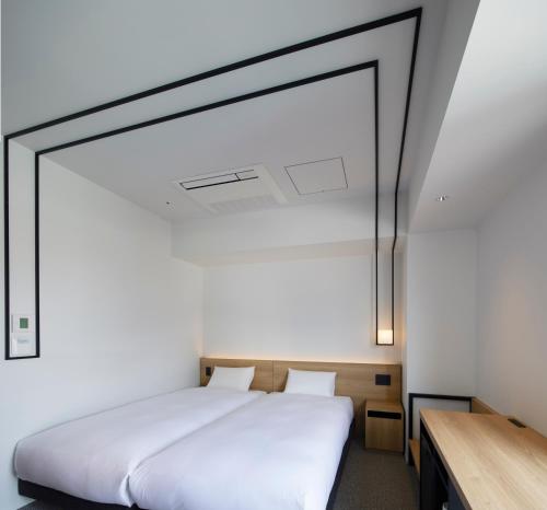 Standard Twin Room - Non-Smoking image 1