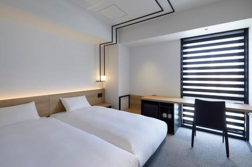 Standard Twin Room - Non-Smoking image 3