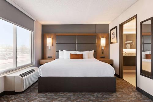 Wingate by Wyndham Cincinnati/Blue Ash in Blue Ash