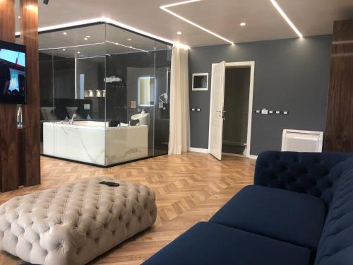 Royal G Hotel and Spa - image 3