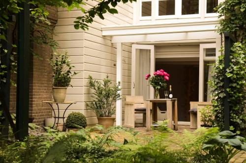 EMPIRIC Keizersgracht – Amsterdam, NY