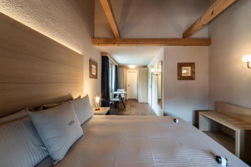 Hotel Maya Caprice - image 12