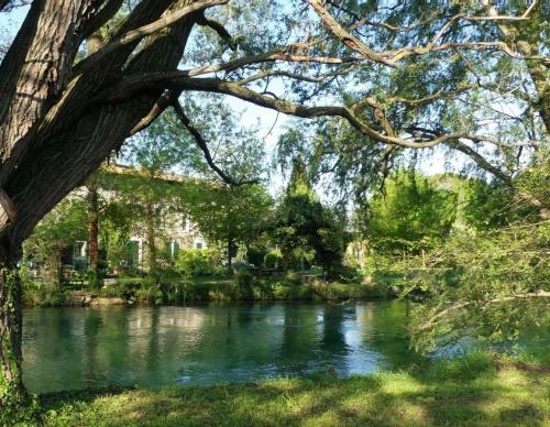 Le Pont Des Aubes